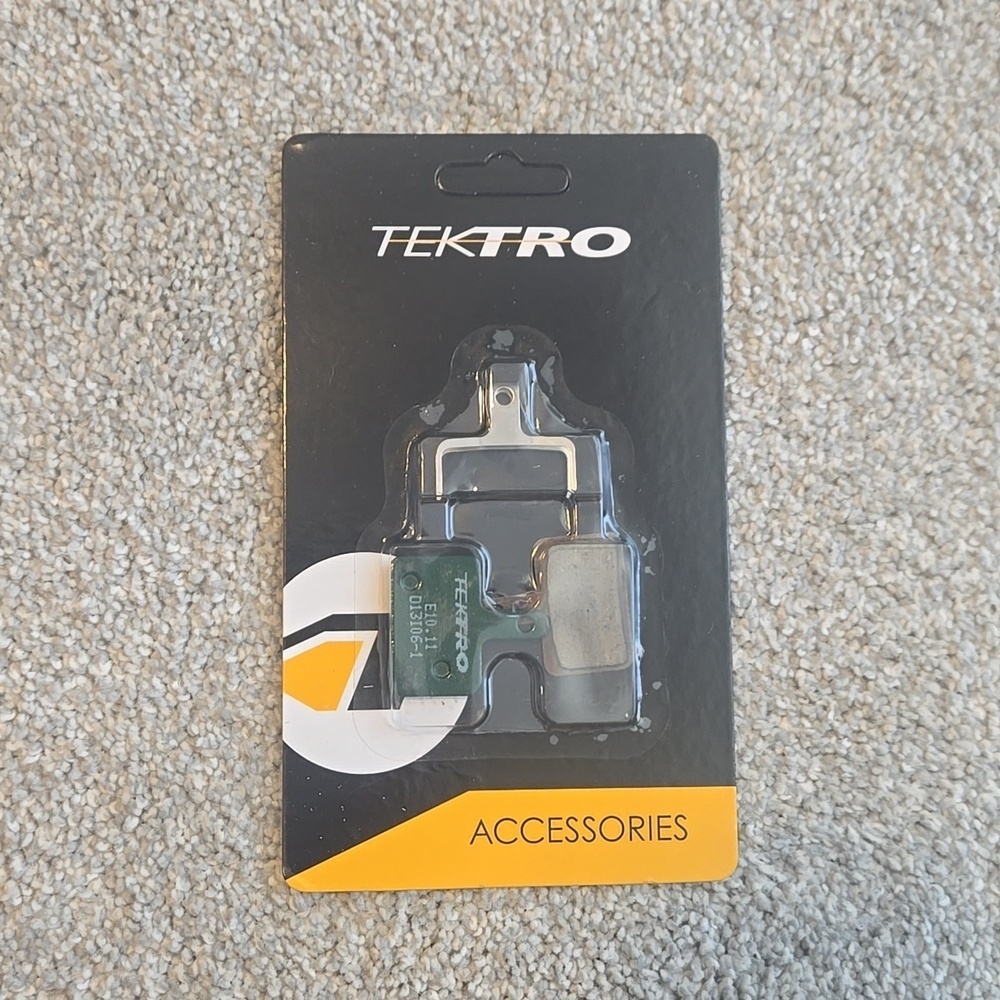 TEKTRO BRAKE SYSTEMS Brake Pads Hydraulic brake Pad E10.11Composite Material
